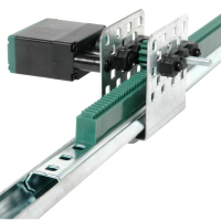 Скоба для реечной передачи Rack Gearbox Bracket для конструктора VEX  (2 штуки в упаковке) - «globural.ru» - Воткинск